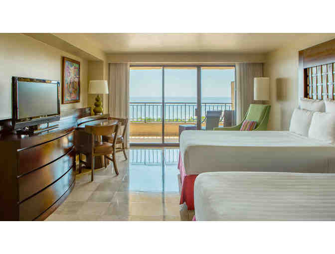 ( 2 ) Nights @ Puerto Vallarta Resort & Spa with Breakfast for Two