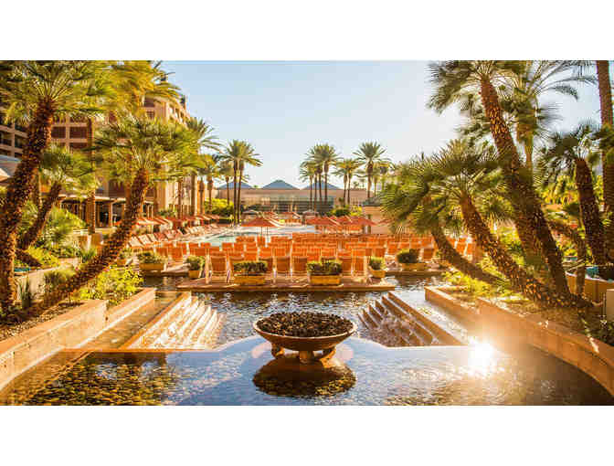 ( 2 ) Nights @ Renaissance, Indian Wells Resort + Breakfast
