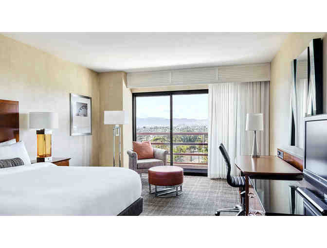 ( 2 ) Night Stay in Marina del Rey