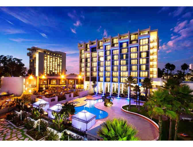 ( 2 ) Night Stay @ Newport Beach Marriott Hotel & Spa with Breakfast for Two - Photo 1