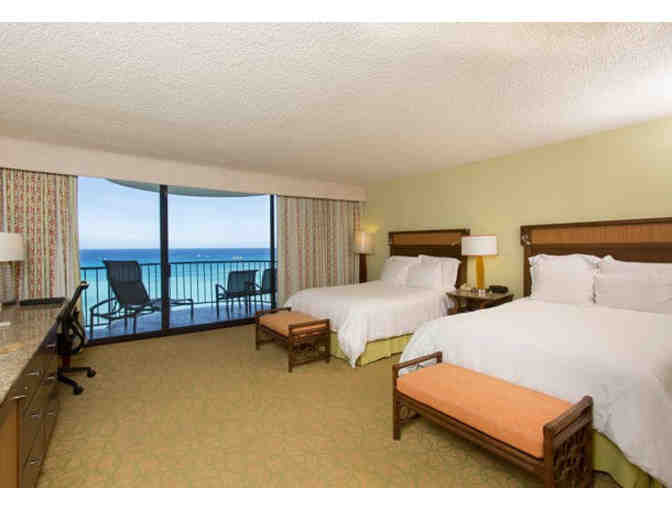 ( 5 ) Night Waikiki Beach Resort Retreat