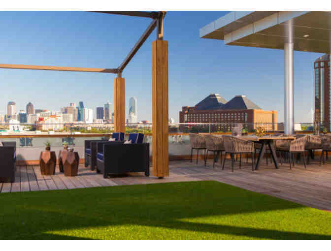 ( 2 ) Night Stay - Dallas Renaissance + Breakfast