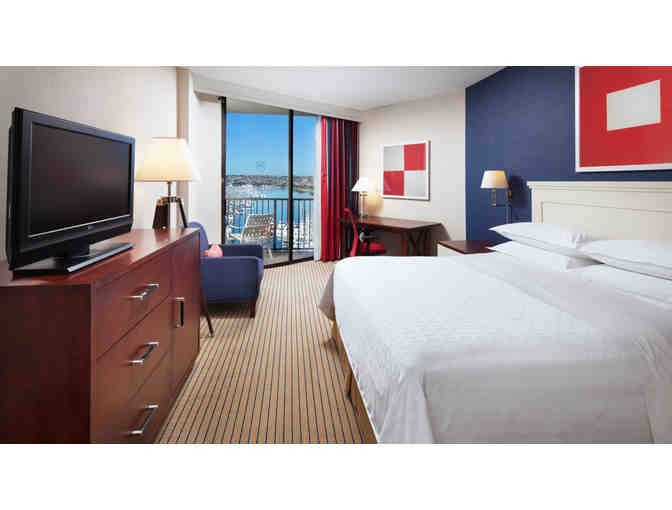 San Diego Harbor Brunch Cruise + ( 2 ) Night Stay @ Sheraton Marina!