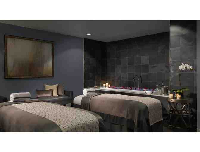 ( 2 ) Nights at JW Chicago with The Spa Certificate
