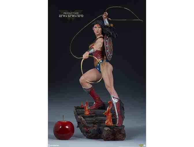 Wonder Woman Premium FormatÃ¢ÂÂ¢ Figure by Sideshow Collectibles