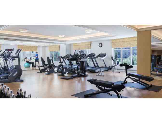 ( 2 ) Nights @ 5-Star Ritz Carlton, Dallas!