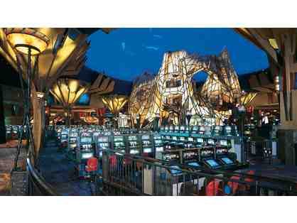 Mohegan Sun Getaway: 2 Tickets to Arena Show, Hotel Stay & Dinner!