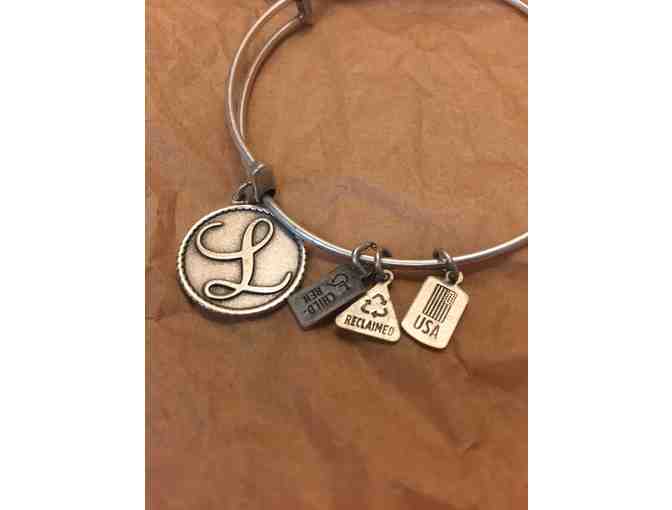 Wind and Fire Bangle Set with Jewelry Cleaner
