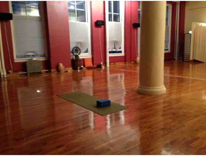 Enjoy 5 Yoga Classes at Virayoga in New York City