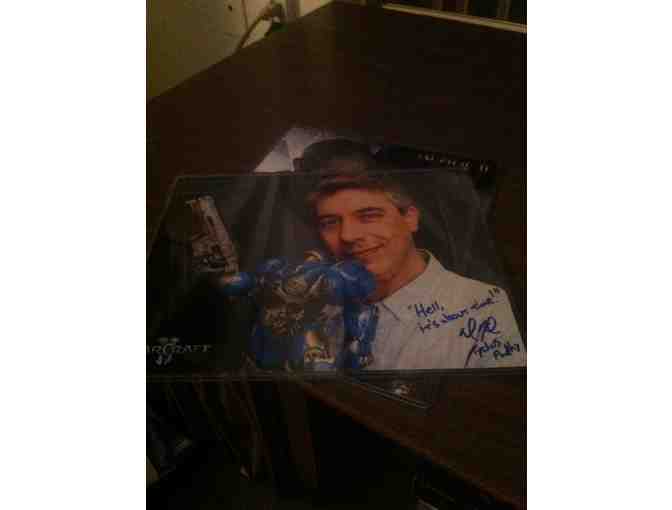 Autograph Neil Kaplan (Tychus Findlay) picture from StarCraft II: Wings of Liberty