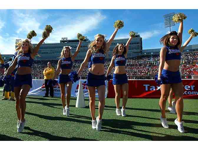 TU Cheerleader for a Game! - Photo 1