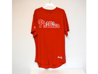 Phillies Batting Practice Jersey & Victorino Signed Baseball