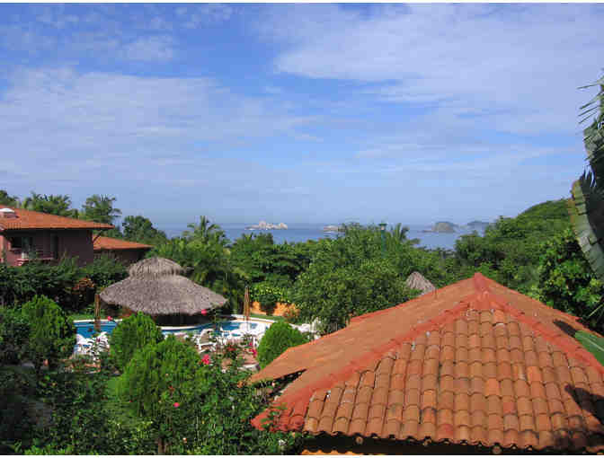 IXTAPA, MEXICO ONE WEEK STAY AT A BEAUTIFUL PRIVATE VILLA
