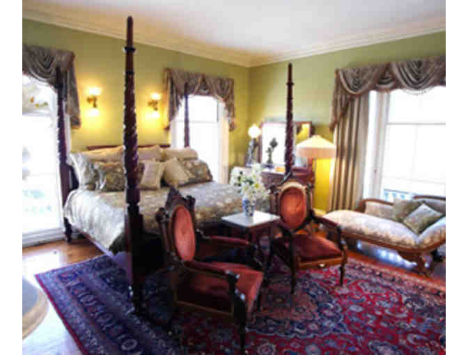 Newport Getaway for Two