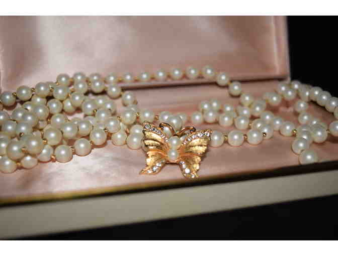 24' Richelieu Vintage 3 Strand Pearls