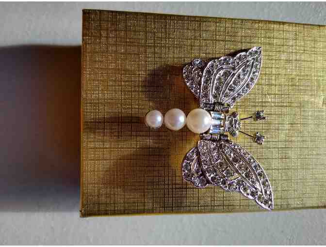 Butterfly and Pearl Clip