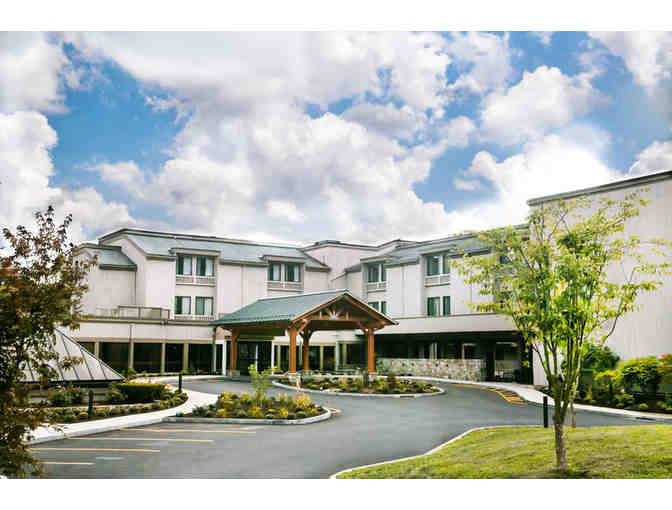 A Stay and Meal for 2 at the Heritage Hotel & Conference Center in CT (1 of 2)