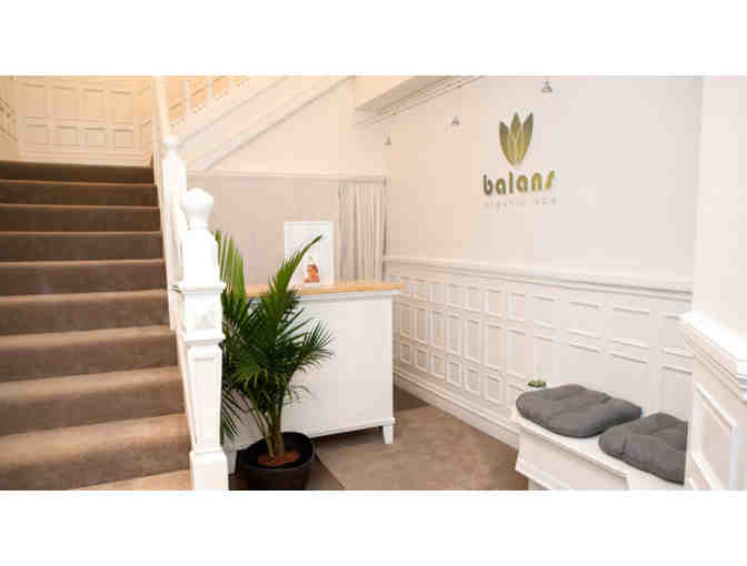 60 Minute Float Session at Balans Organic Spa-