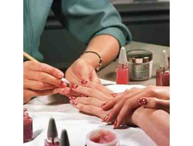 Uncaged Salon and Spa - Lux  Manicure with Erin