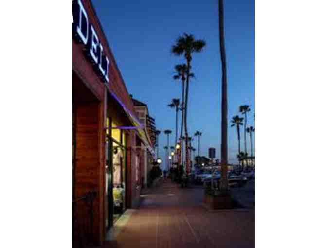 Newport Beach Peninsula Restaurant Experience by The Lounge Group