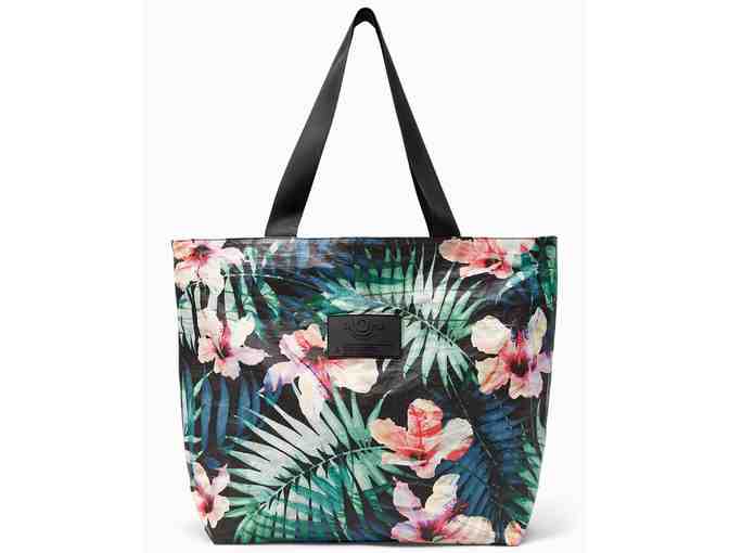 Tommy Bahama Aloha Hibiscus Palm Daytripper Tote & Pouch