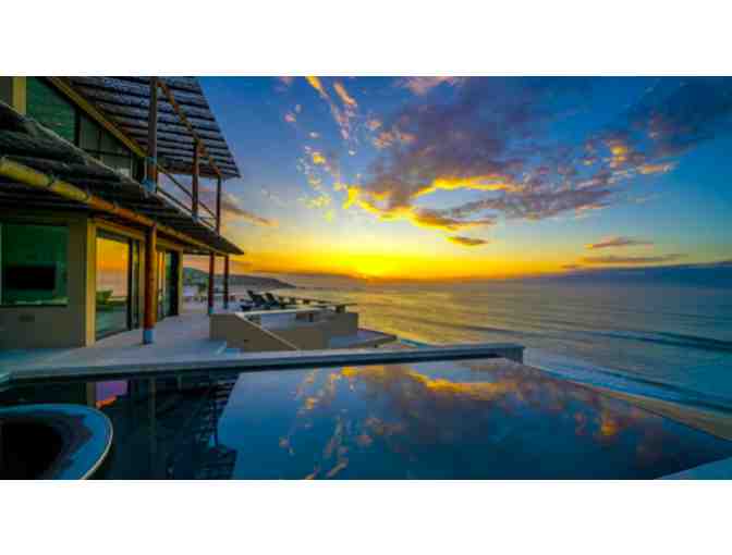 Cabo San Lucas - 3 Night Stay in this beautiful Ocean Front 5 bed house with private chef
