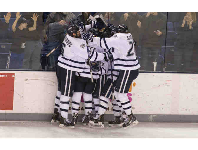 Four Tickets to a 2014-2015 UNH Men's Hockey Game