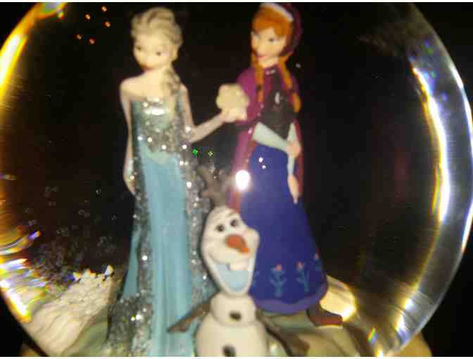 Disney's Frozen Snow Globe