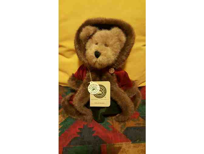 Boyds Bear, Mrs. Baybeary, with original tags!