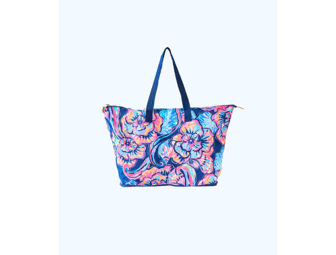 Lilly Pulitzer Packable Tote and Valiente Wrap - Tropical Floral Pattern