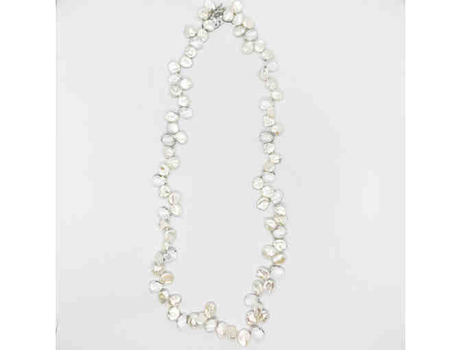 Crystal and Pearls Necklace
