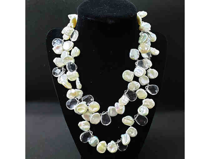 Crystal and Pearls Necklace