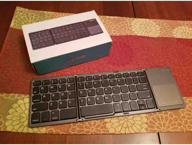 Wireless Keyboard for Apple and Android Phones & Tablets