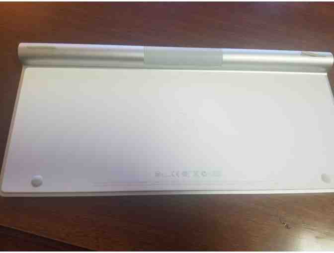Apple Magic Wireless Keyboard  A1314 Gently Used - Photo 4