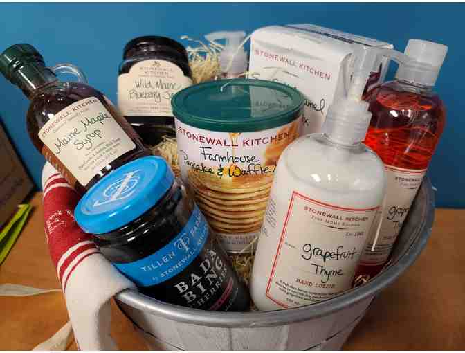 Stonewall Kitchen Gift Basket