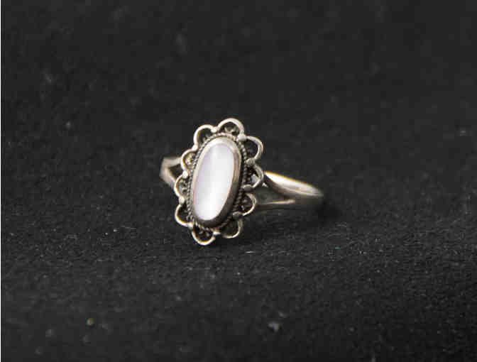 Mother of Pearl with Filigree Ring