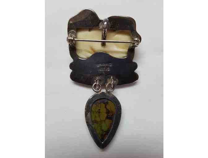 Frog Pin/Pendant by Amy Kahn Russell