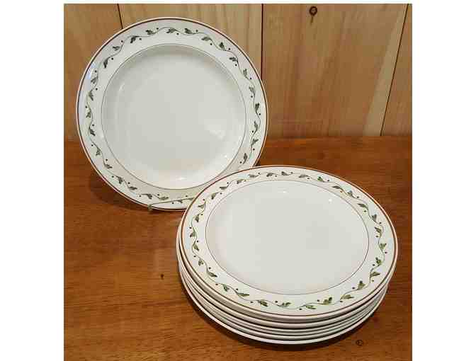 Vintage Wedgwood Leaf and Berry Dessert or Salad Plates, Set of 7