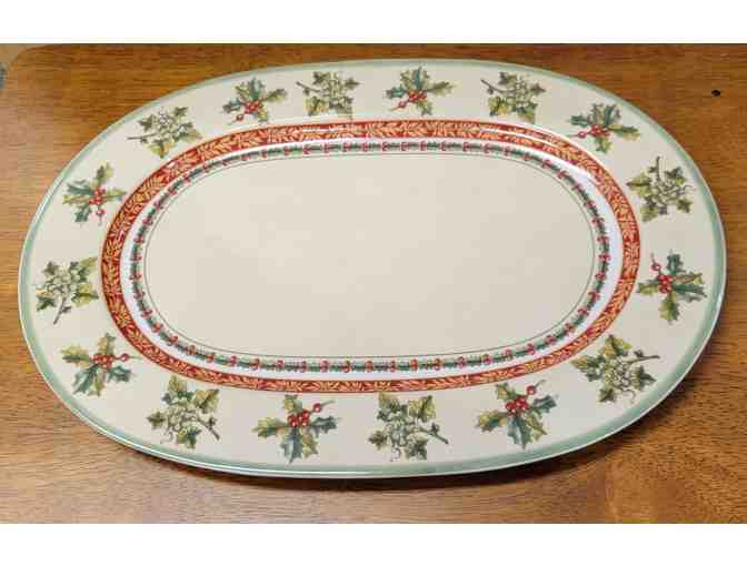 Villeroy and Boch Oval Christmas Platter