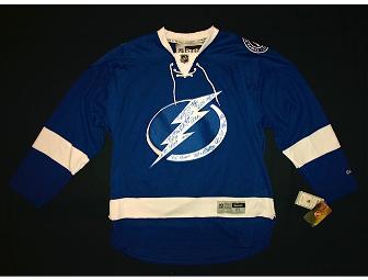 Team Signed Tampa Bay Lightening Home Jersey