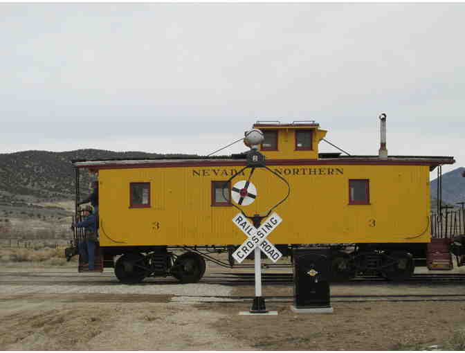 Attend the Winter Steam Spectacular Photo Shoot