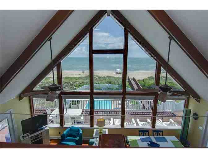 One Week Rental - 5 BR, 3 Ba Oceanfront Cottage in beautiful Emerald Isle, North Carolina - Photo 5