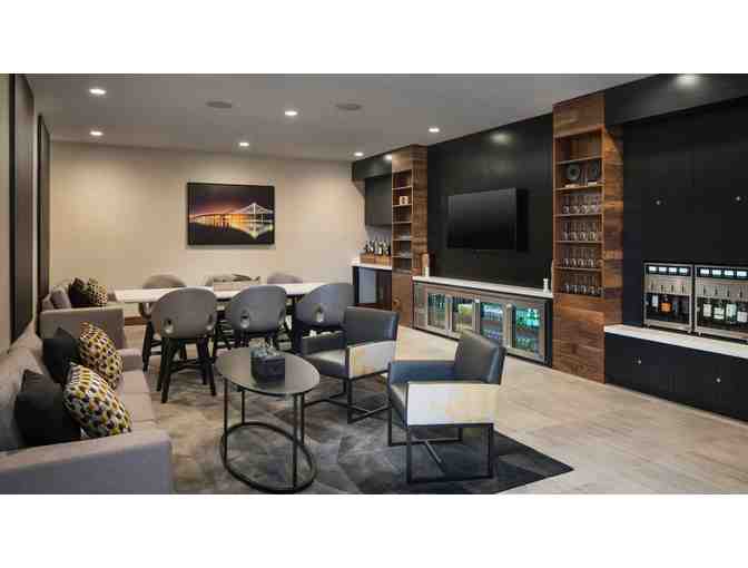 Oakland Marriott - Two Night Stay, Two Restauarant Certificates and More!!