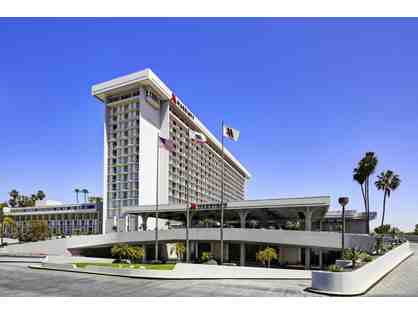 Los Angeles Airport Marriott - One (1) Night Stay with complimentary valet parking