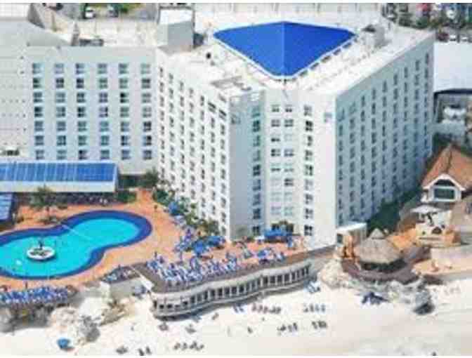 5 days and 4 nights of accommodation in Cancun