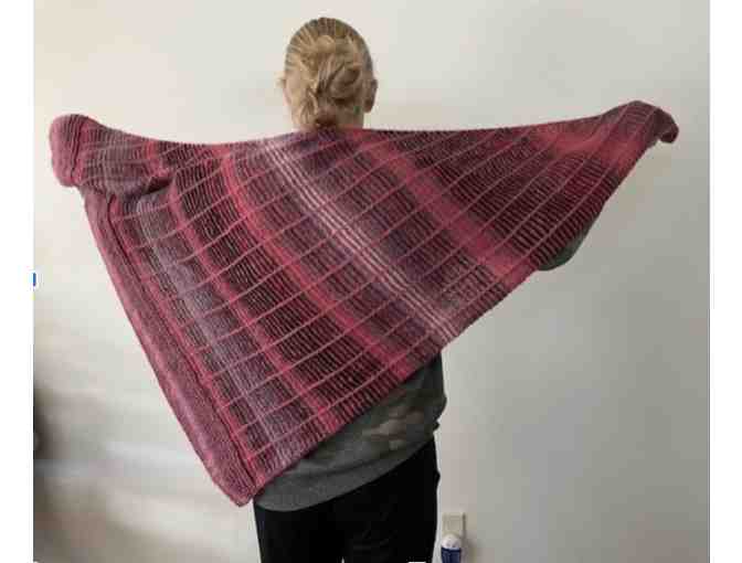 hand-knit botanical wrap - Photo 1