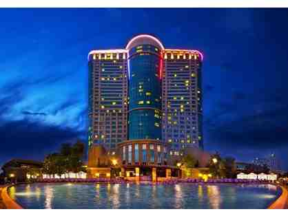 Deluxe Overnight Stay & Fine Dining at Foxwoods Resort & Casino