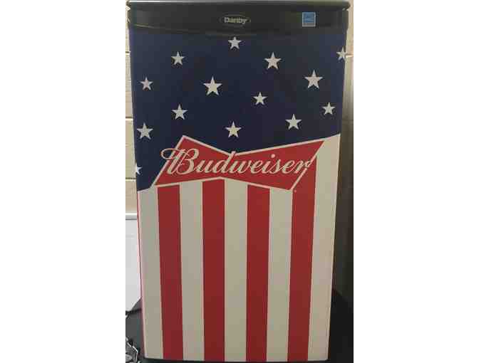 Budweiser Refrigerator - Photo 1