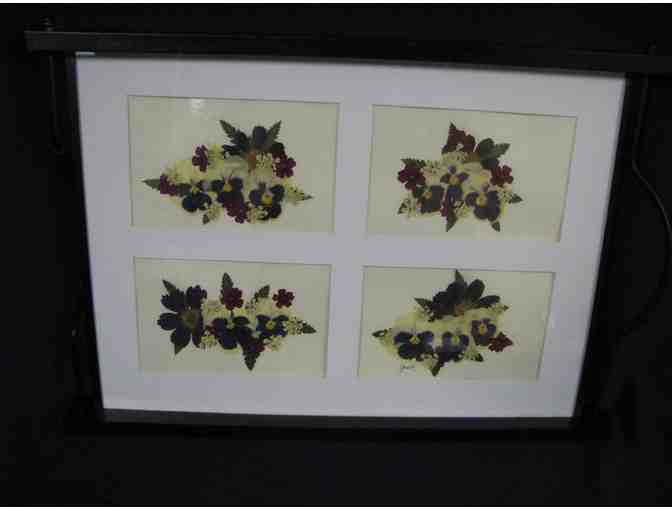 Tray with New Hampshire Pressed Wild Flower