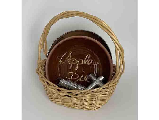 Village-made Apple Pie Package - Photo 1